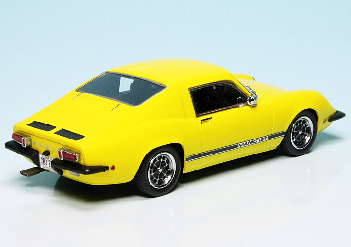Manic GT gelb 1969 1:43 AutoCult Modellauto 