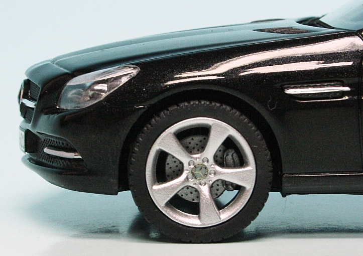 Mercedes R172 SLK-Klasse schwarz Modellauto 450745100 Schuco 1:43