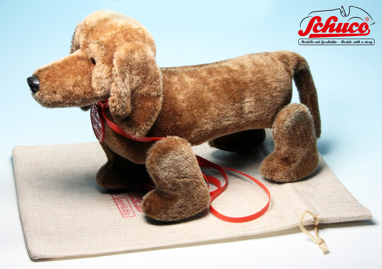 Trip-Trap Dog Dachshund | Models with a | Classic Tin Toys | Schuco | Peter Nasshan Modellautos
