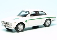 Alfa Romeo GTA 1300 Junior (1965)